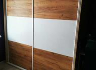 Grajewo ogłoszenia: Sprzedam pojemną szafę 200cmx210cm głębokość 64cm

Do... - zdjęcie